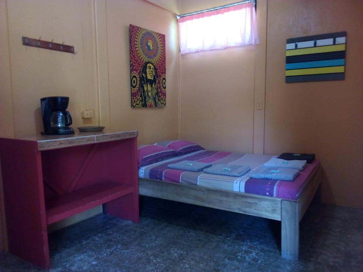 Hotel One Love Puerto Viejo Puerto Viejo de Talamanca Ngoại thất bức ảnh