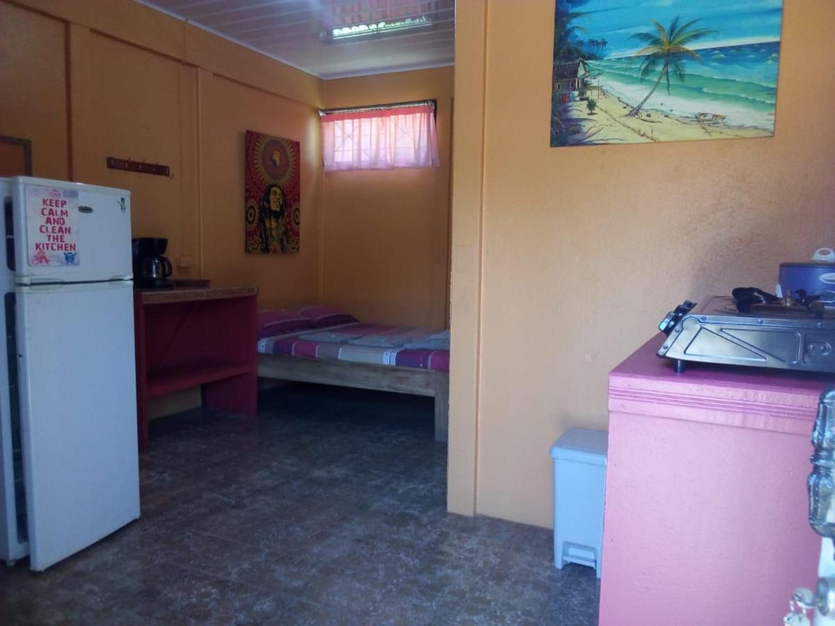 Hotel One Love Puerto Viejo Puerto Viejo de Talamanca Ngoại thất bức ảnh