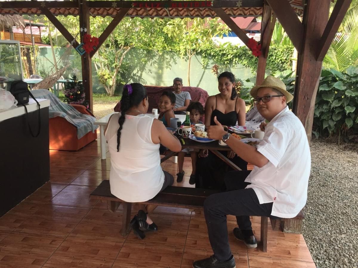 Hotel One Love Puerto Viejo Puerto Viejo de Talamanca Ngoại thất bức ảnh
